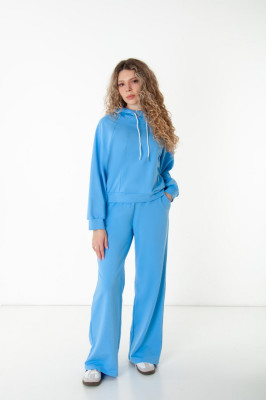 Костюм жіночий